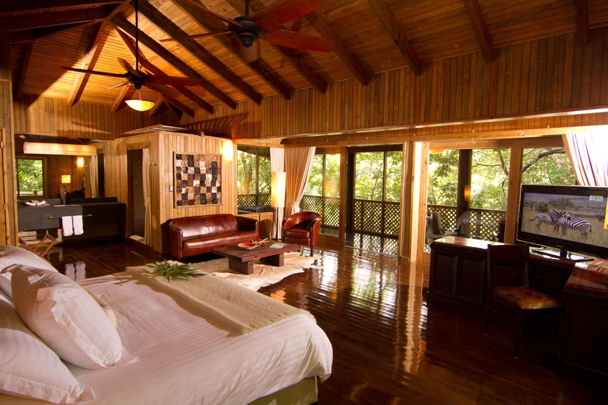 Las Lagunas Boutique Hotel Флорес Экстерьер фото