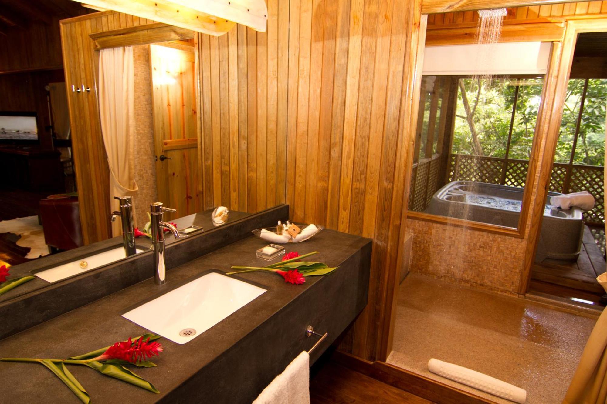 Las Lagunas Boutique Hotel Флорес Экстерьер фото